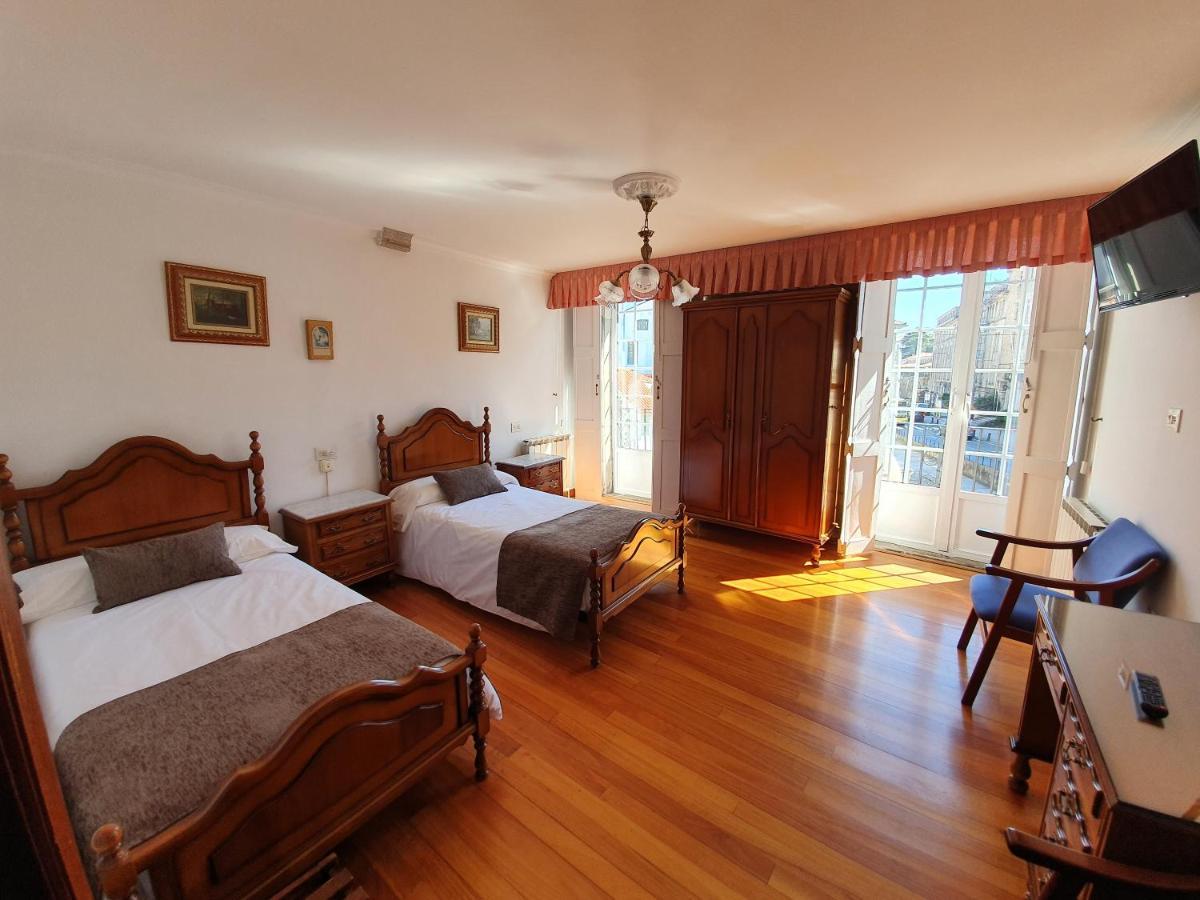Hostal Giadas Santiago de Compostela Exterior photo