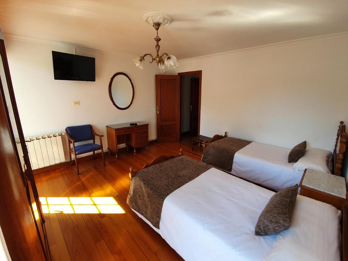 Hostal Giadas Santiago de Compostela Exterior photo