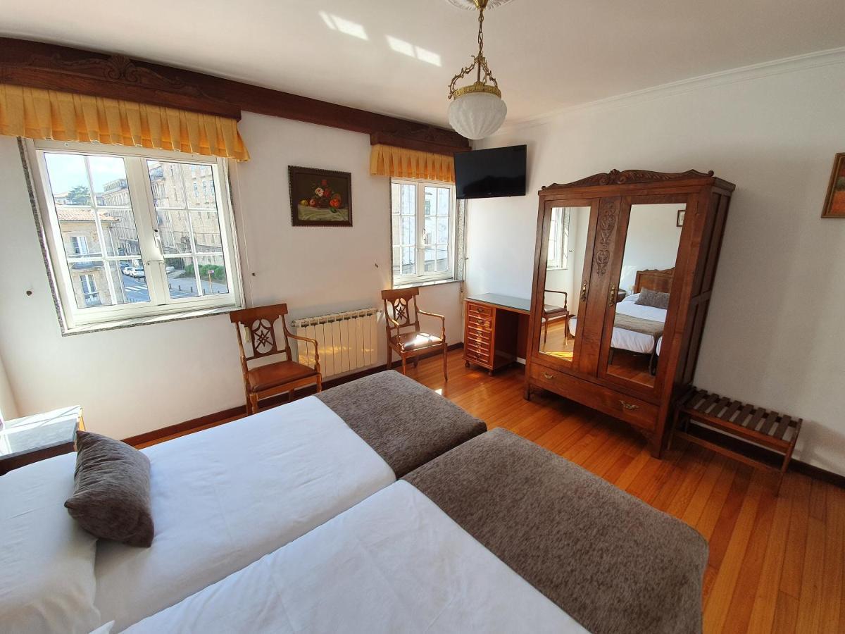 Hostal Giadas Santiago de Compostela Exterior photo